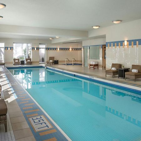 Vancouver Marriott Pinnacle Downtown Hotel Экстерьер фото