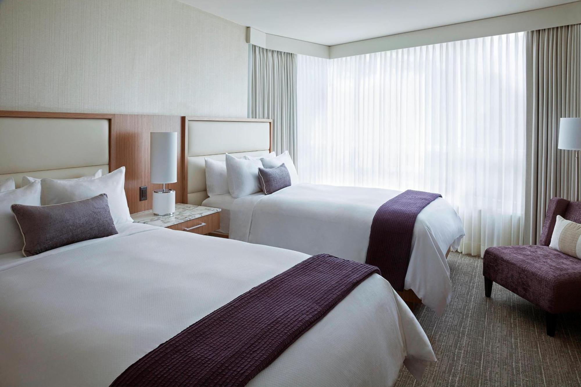 Vancouver Marriott Pinnacle Downtown Hotel Экстерьер фото